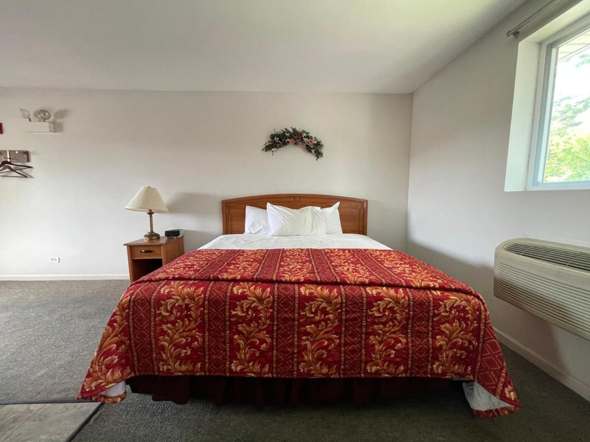 Vibe Inn - Whirlpools Suites - Lyons エクステリア 写真